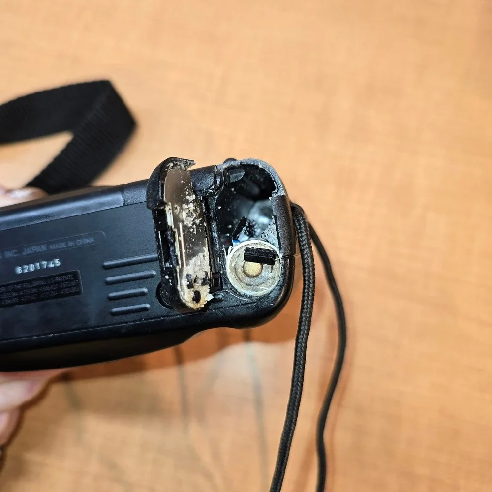 Canon Sure Shot Owl Camera AF-7‎ 35mm 1:4.5 WITH FILM - FOR PARTS